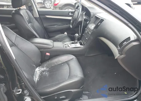 2013 Infiniti G37 Journey z USA, uszkodzony, nr VIN JN1CV6AP3DM726062